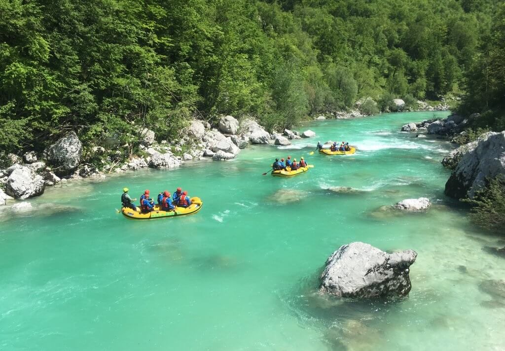 Splavovanie rieky Soča v Slovinsku